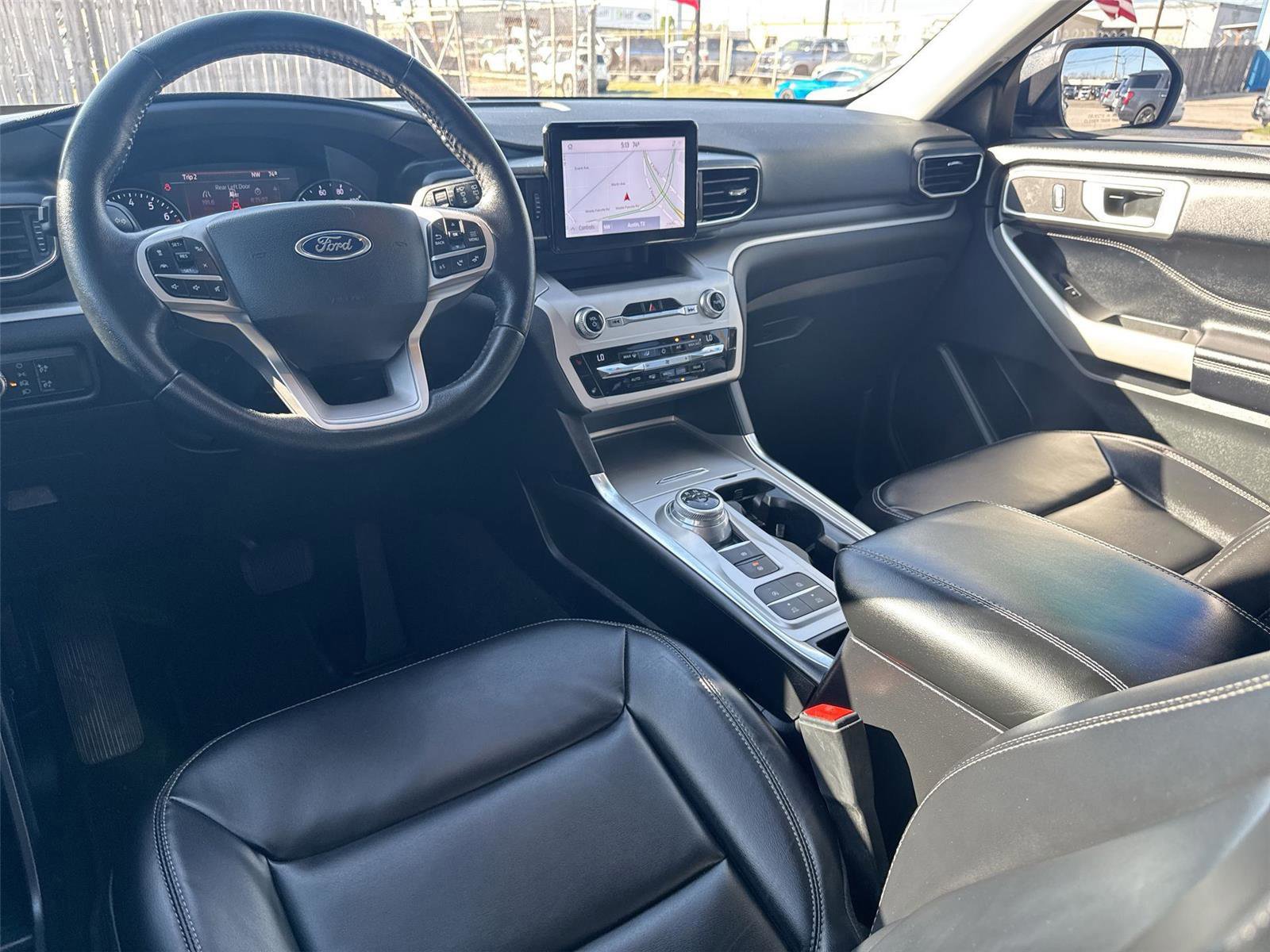 Certified 2021 Ford Explorer XLT w/ Equipment Group 202A image 32