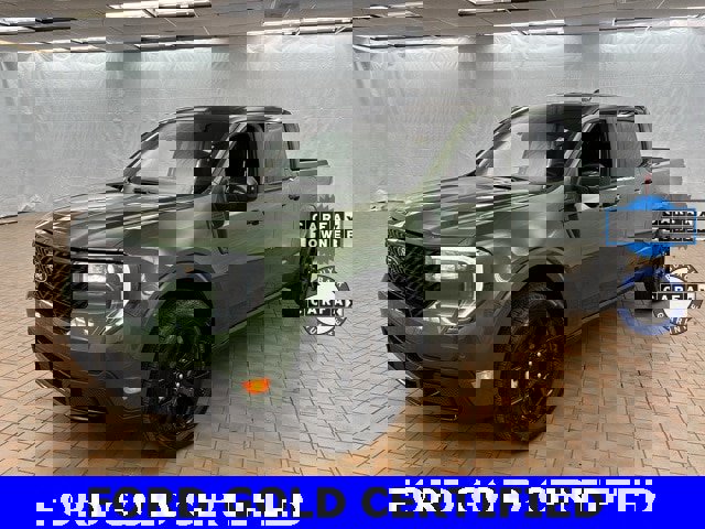 Certified 2025 Ford Maverick Lariat w/ Black Appearance Package image 3