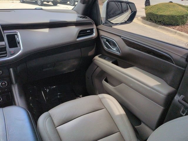 Used 2022 Chevrolet Tahoe LT w/ LT Signature Package RWD image 17