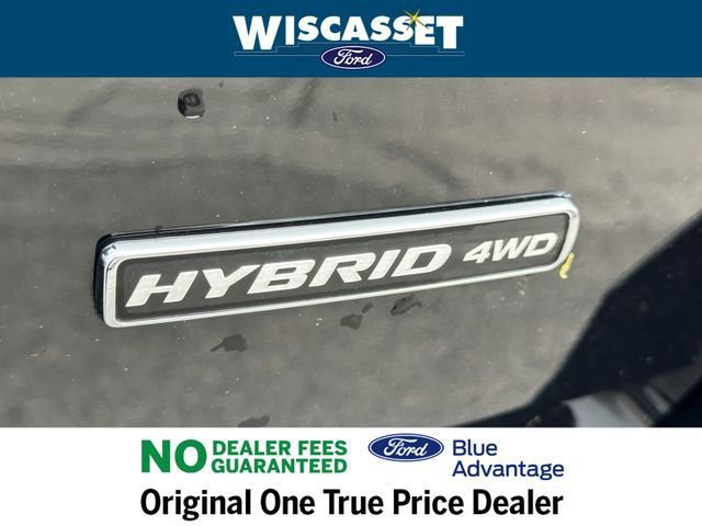 Certified 2022 Ford Explorer Limited w/ Hybrid Equipment Group 310A image 32
