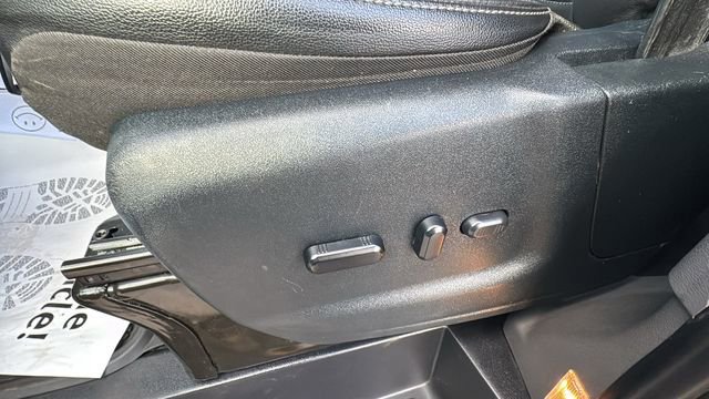 Certified 2020 Ford Transit 150 XLT image 10