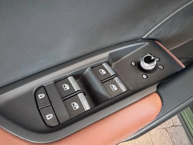 Used 2023 Audi Q5 e Prestige w/ Prestige Package AWD/4WD image 10