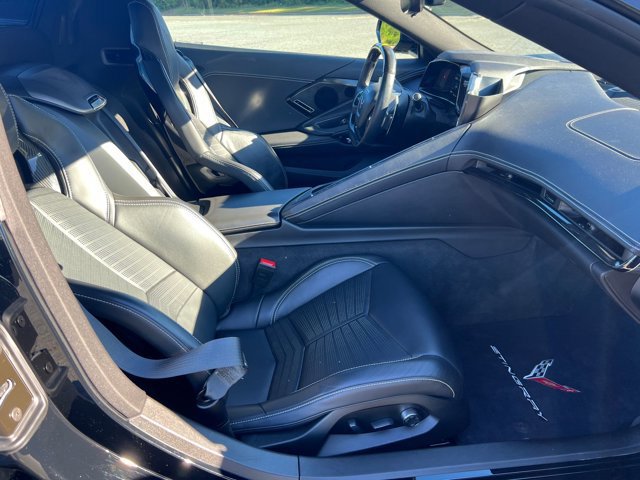 Used 2023 Chevrolet Corvette STINGRAY W/2LT w/ Z51 Performance Package image 28