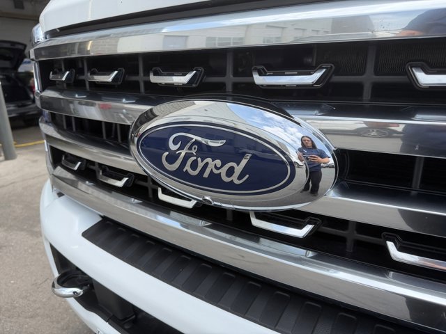 Certified 2024 Ford F350 Platinum image 23