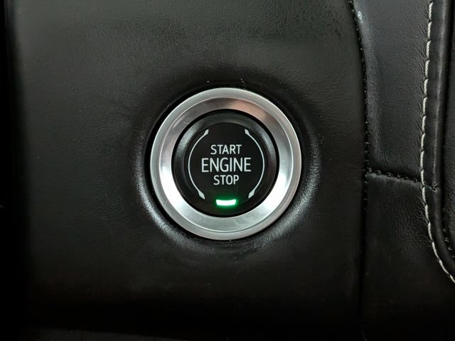 Used 2023 GMC Yukon Denali Ultimate AWD/4WD image 32