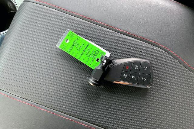 Used 2025 Chevrolet Suburban RST w/ Comfort Package image 15