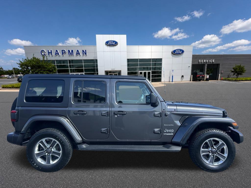Used 2018 Jeep Wrangler Unlimited Sahara AWD/4WD image 7