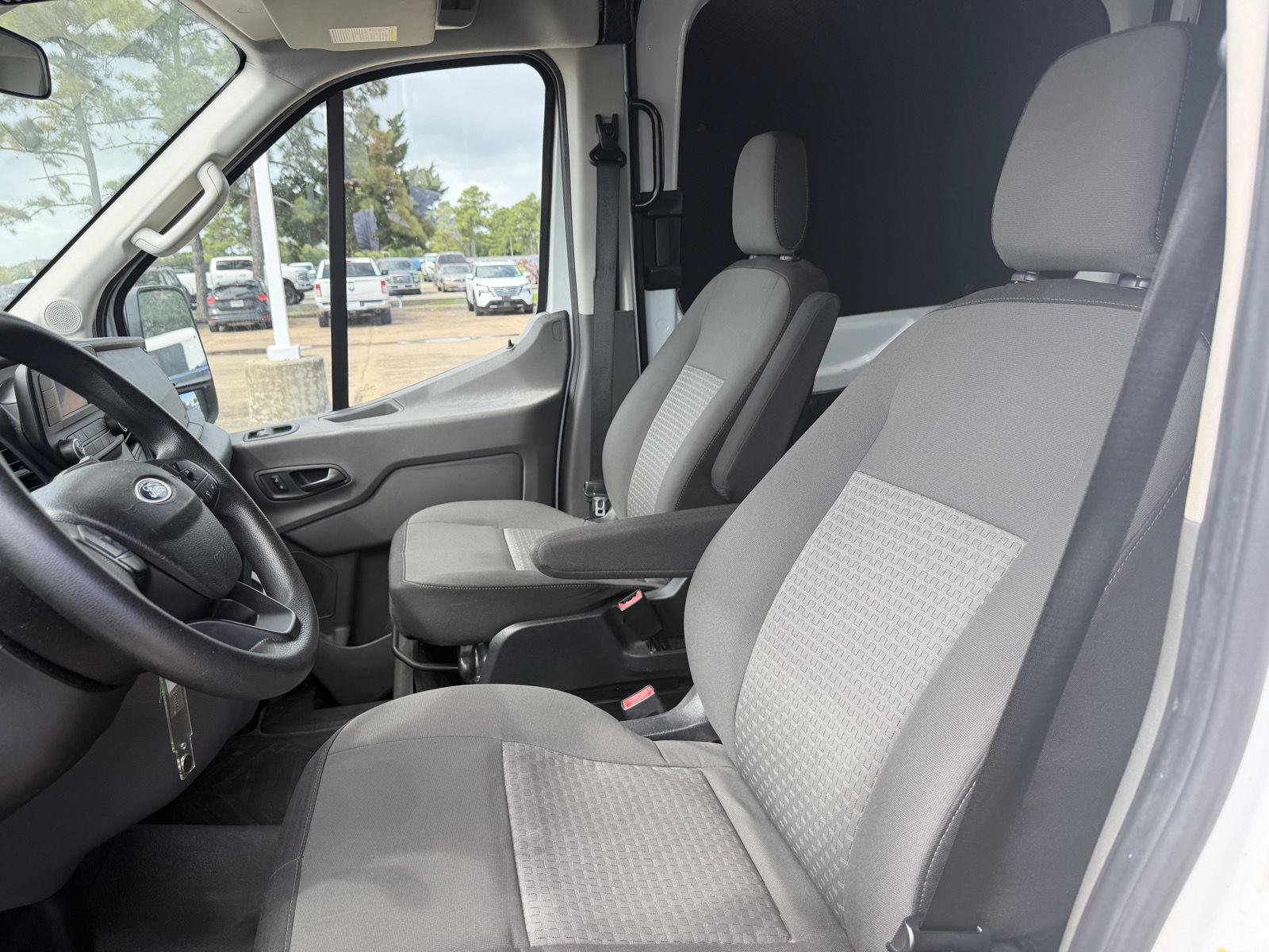 Certified 2020 Ford Transit 250 Medium Roof w/ Interior Upgrade Package RWD image 8