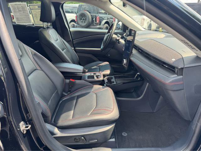 Certified 2025 Ford Mustang Mach-E Premium w/ Sport Appearance Package AWD/4WD image 13