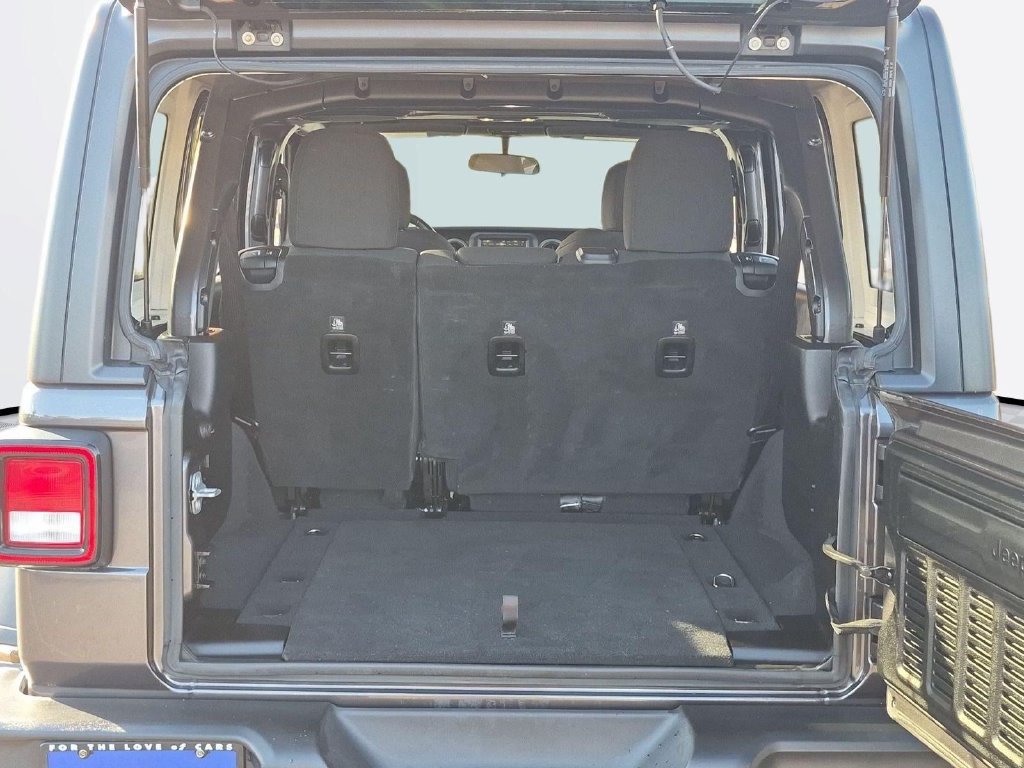 Used 2019 Jeep Wrangler Unlimited Sport S AWD/4WD image 24