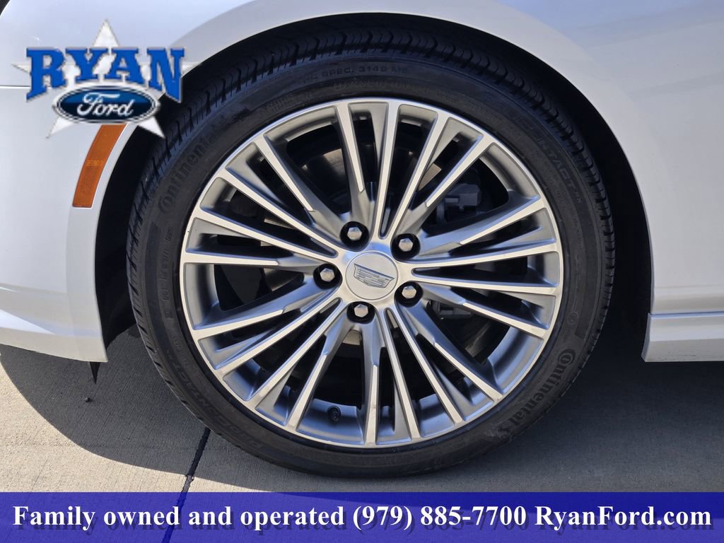 Used 2021 Cadillac CT4 Premium Luxury RWD image 7