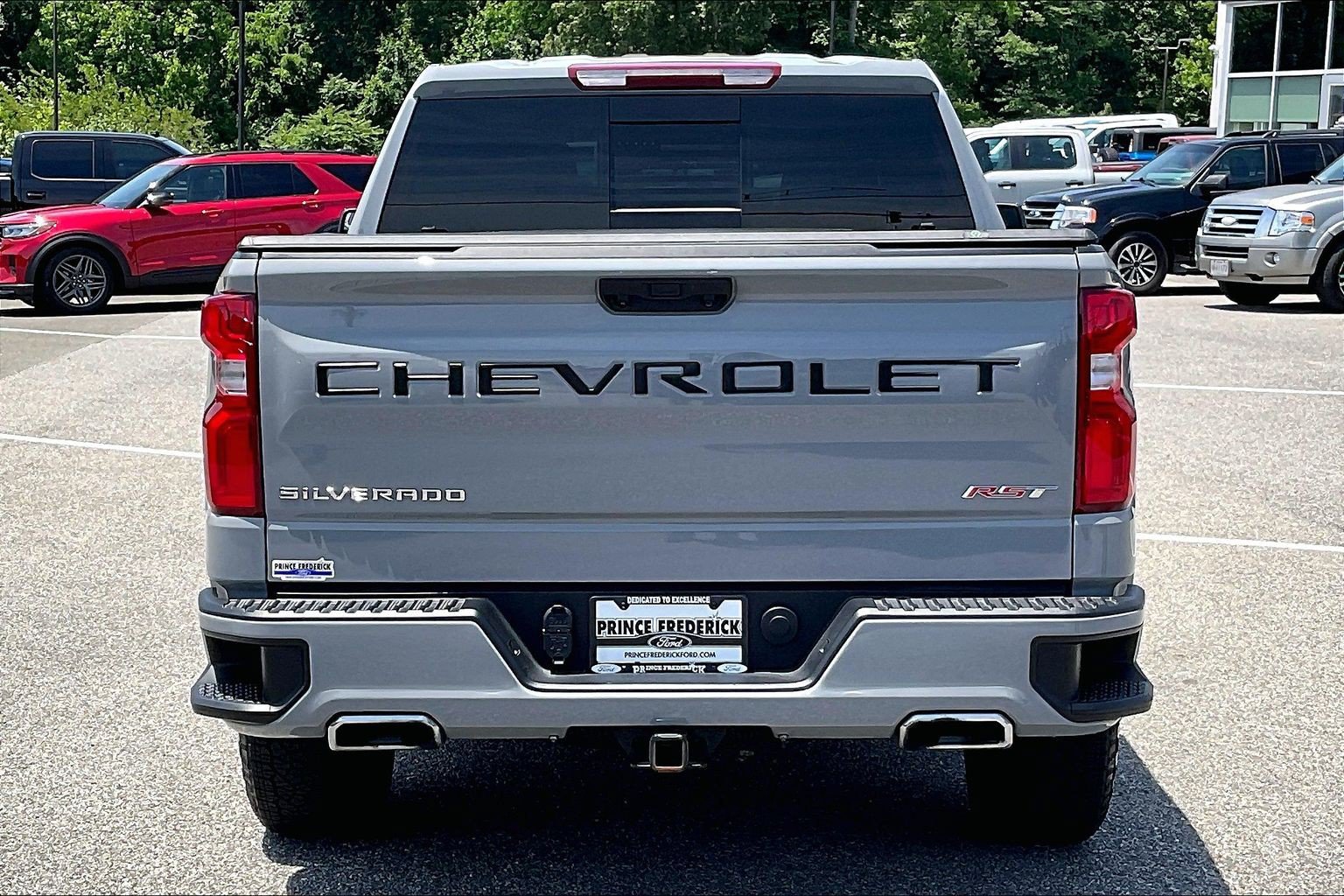 Used 2025 Chevrolet Silverado 1500 RST AWD/4WD image 4
