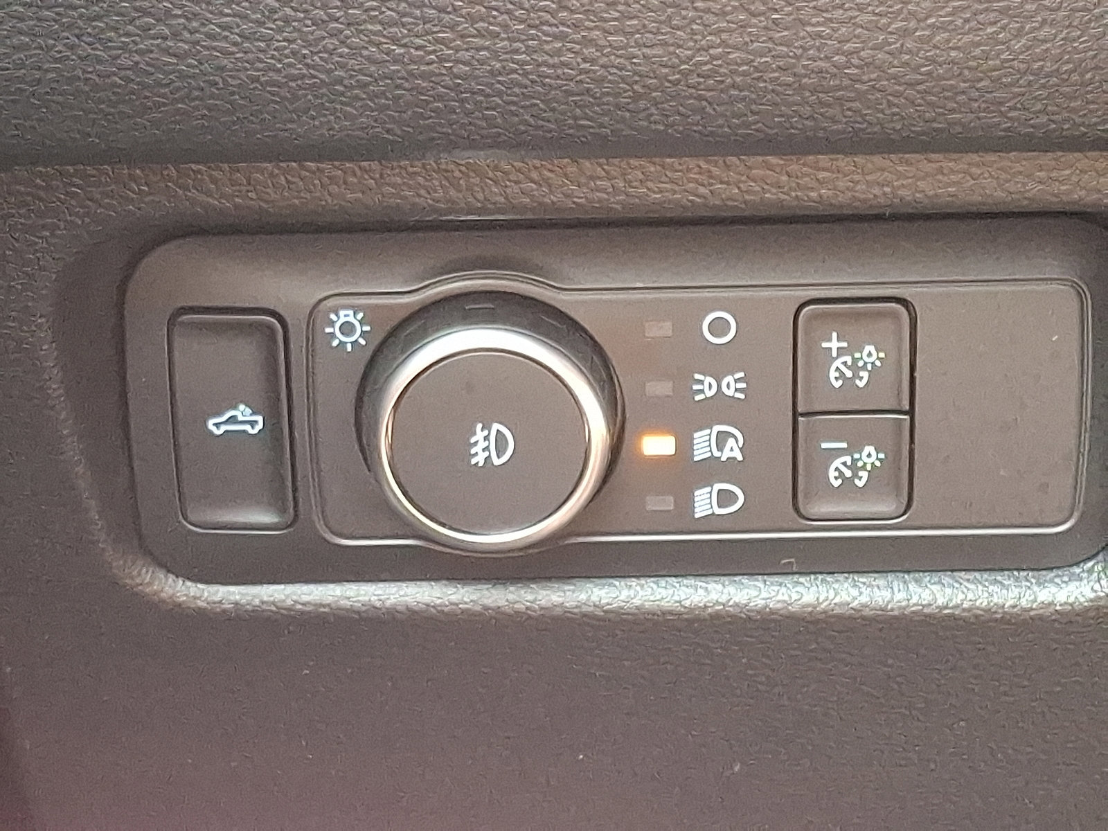 Certified 2024 Ford Ranger Lariat w/ Advanced Towing Package image 28