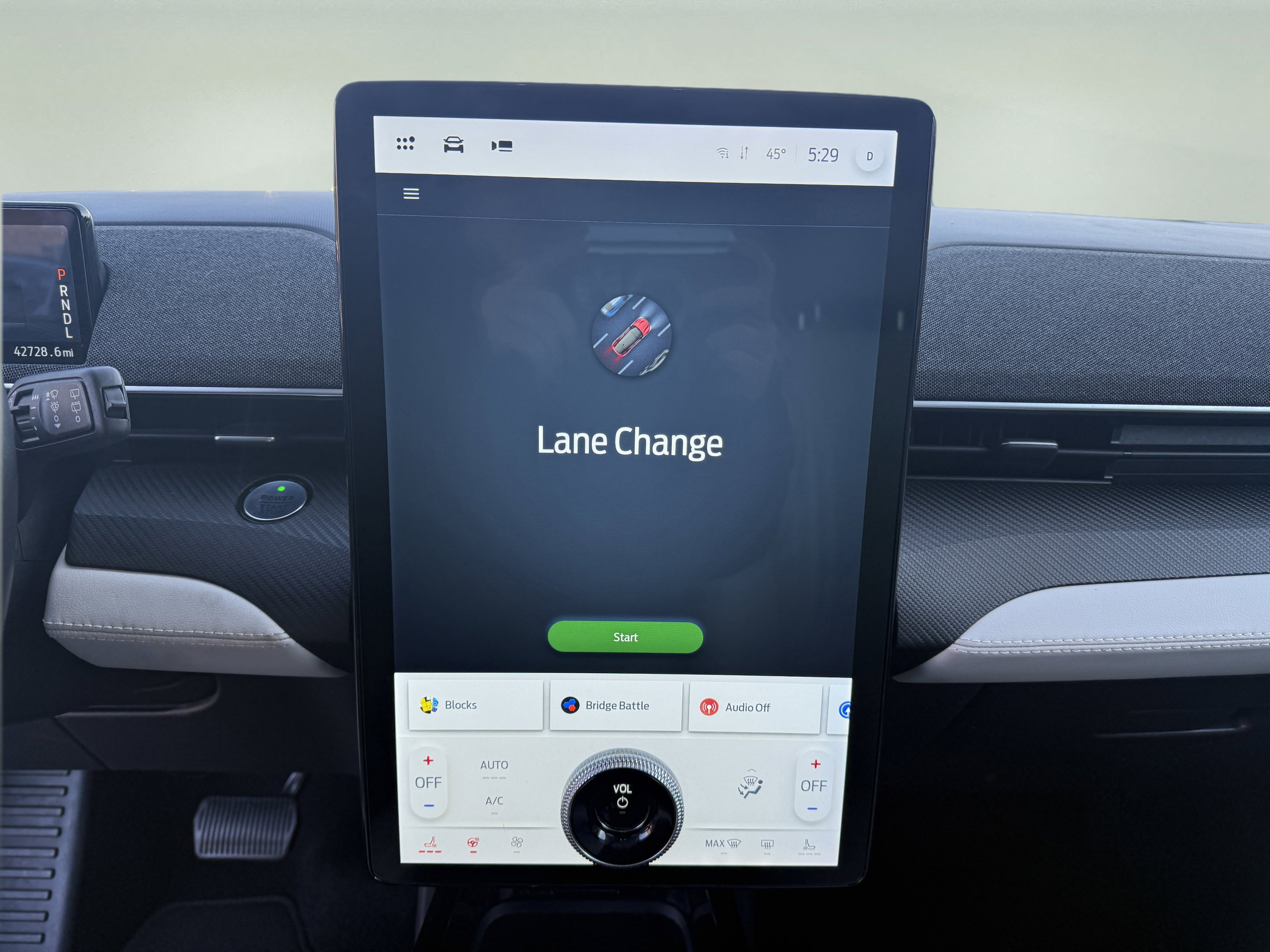 Certified 2021 Ford Mustang Mach-E Premium AWD/4WD image 15