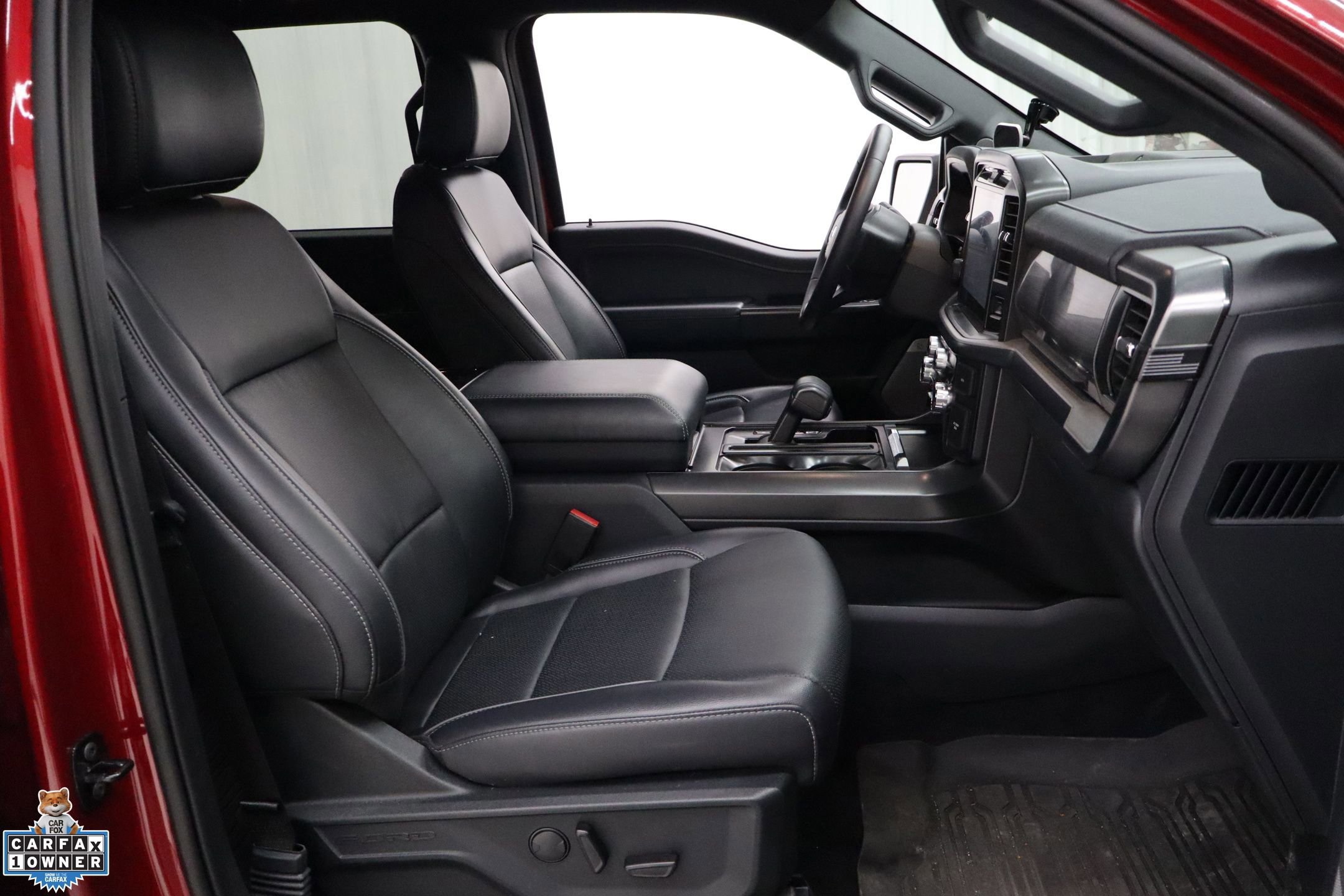 Certified 2025 Ford F150 Lariat w/ Equipment Group 501A Mid image 25