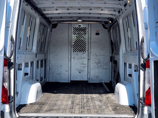 Used 2019 Mercedes-Benz Sprinter 144 image 25