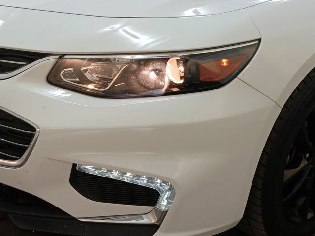 Used 2018 Chevrolet Malibu LT image 27