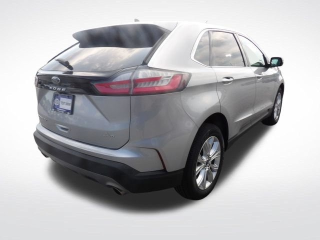 Certified 2022 Ford Edge Titanium w/ Equipment Group 301A AWD/4WD image 10