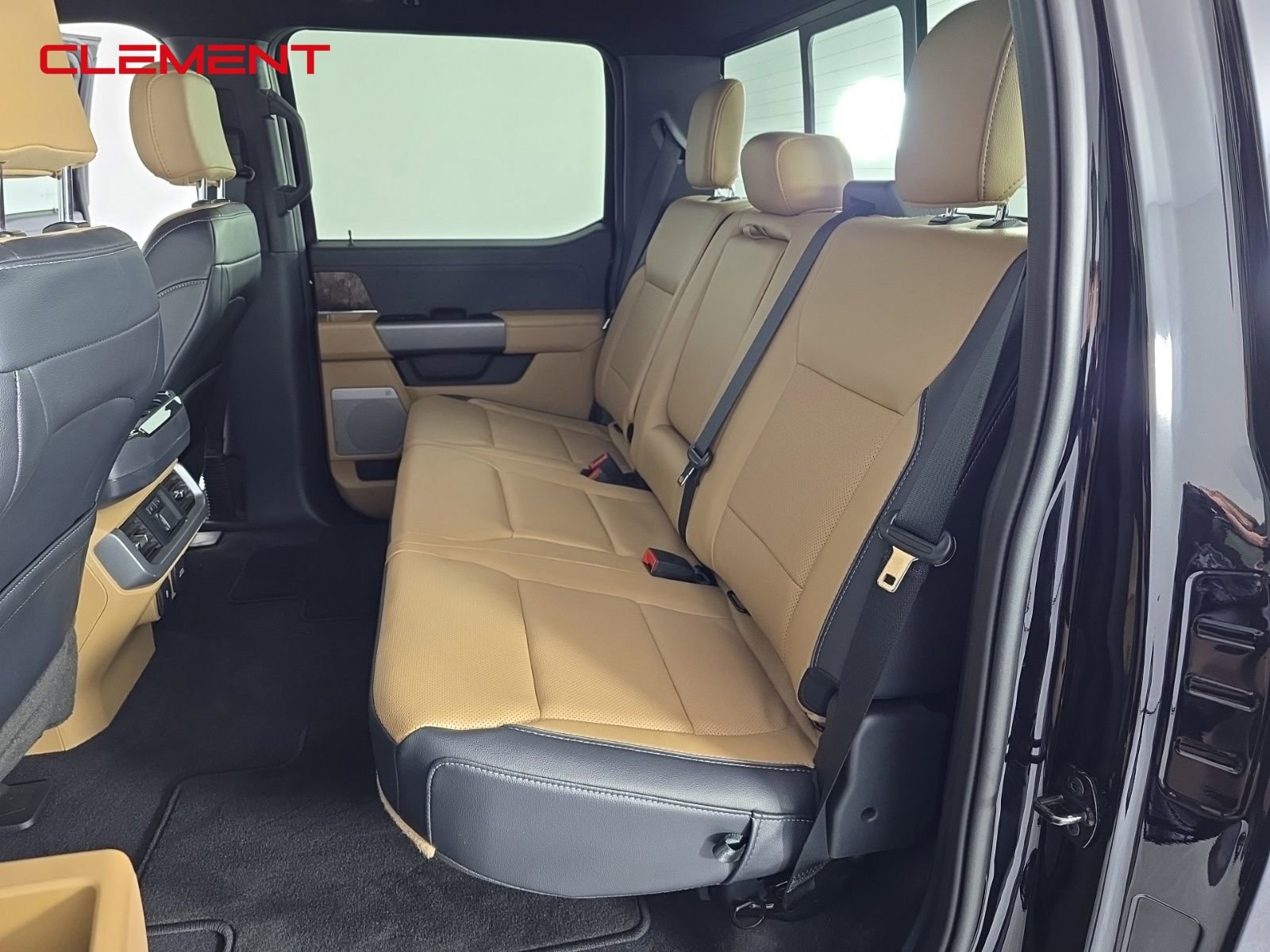 Certified 2023 Ford F150 Lariat w/ Equipment Group 502A High image 29