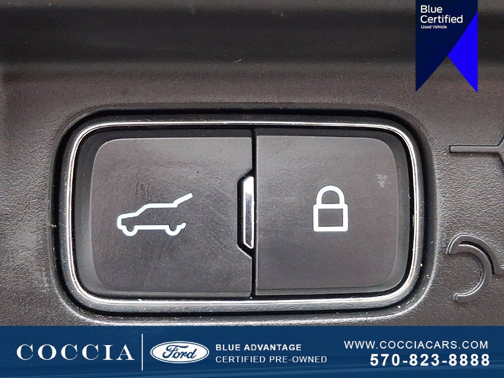 Certified 2023 Ford Explorer XLT w/ Equipment Group 202A AWD/4WD image 30