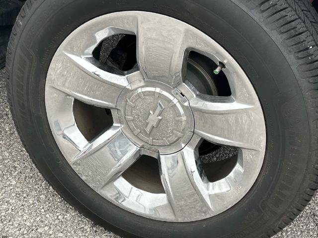 Used 2018 Chevrolet Silverado 1500 LTZ Z71 w/ LTZ Plus Package AWD/4WD image 12