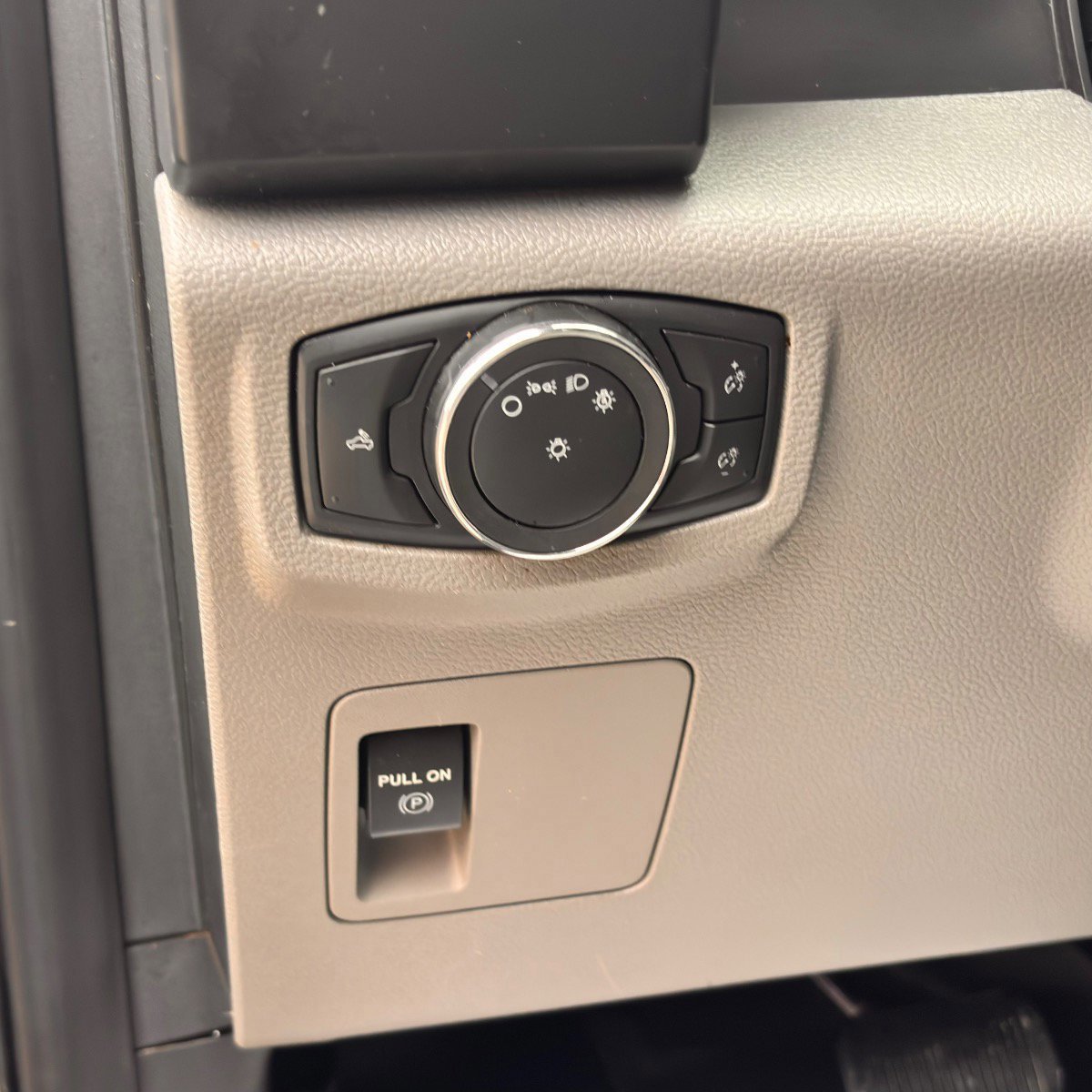 Certified 2020 Ford F150 XL w/ Equipment Group 101A Mid image 22