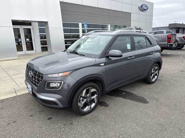 Used 2025 Hyundai Venue SEL