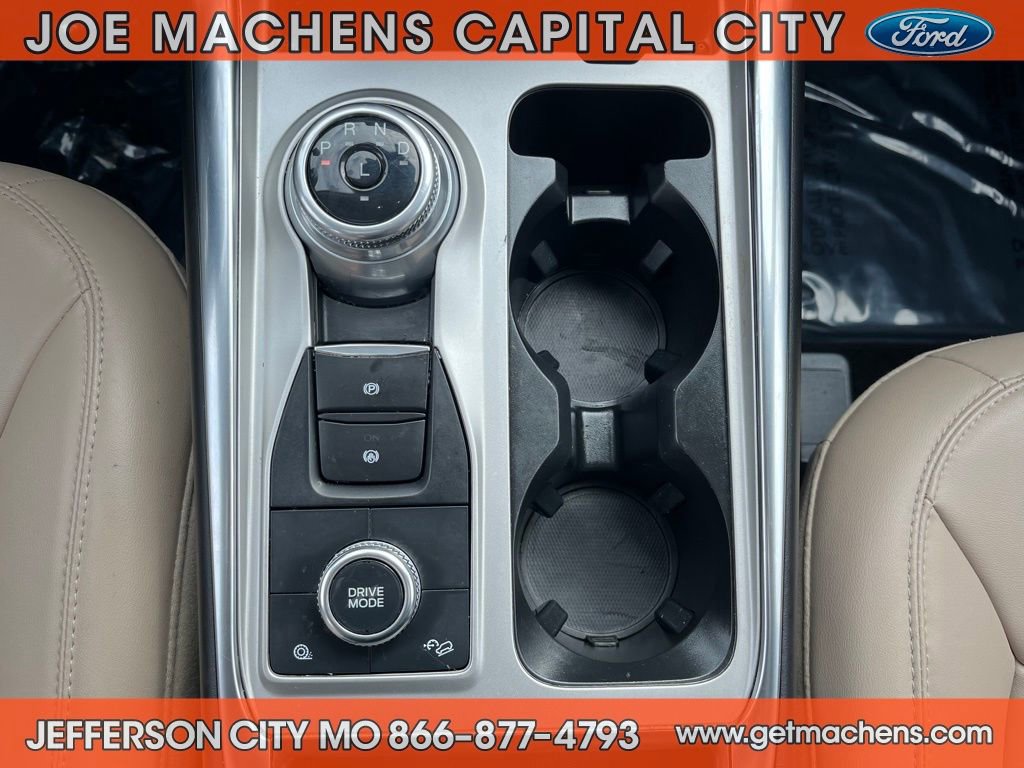 Certified 2022 Ford Explorer XLT w/ Equipment Group 202A image 17