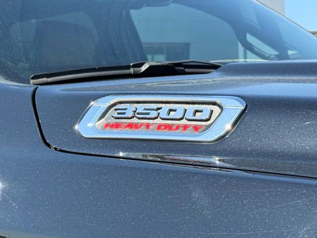 Used 2024 RAM 3500 Limited w/ Towing Technology Group AWD/4WD image 9