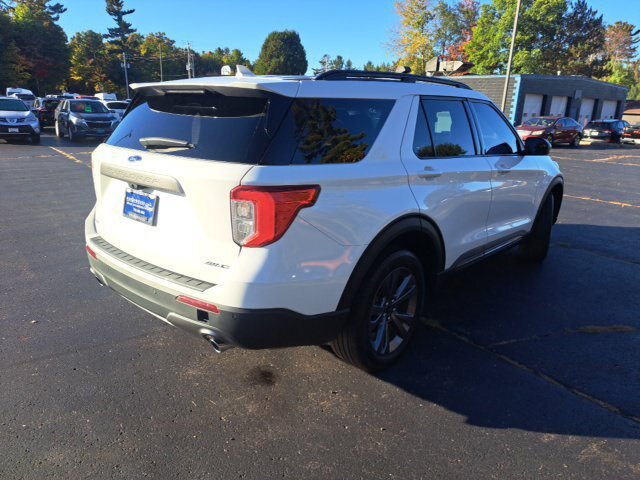 Certified 2024 Ford Explorer XLT w/ Equipment Group 202A AWD/4WD image 8