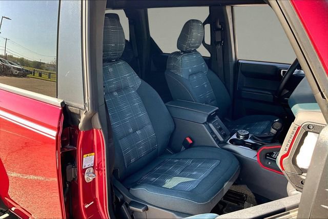 Certified 2025 Ford Bronco Heritage Edition AWD/4WD image 7