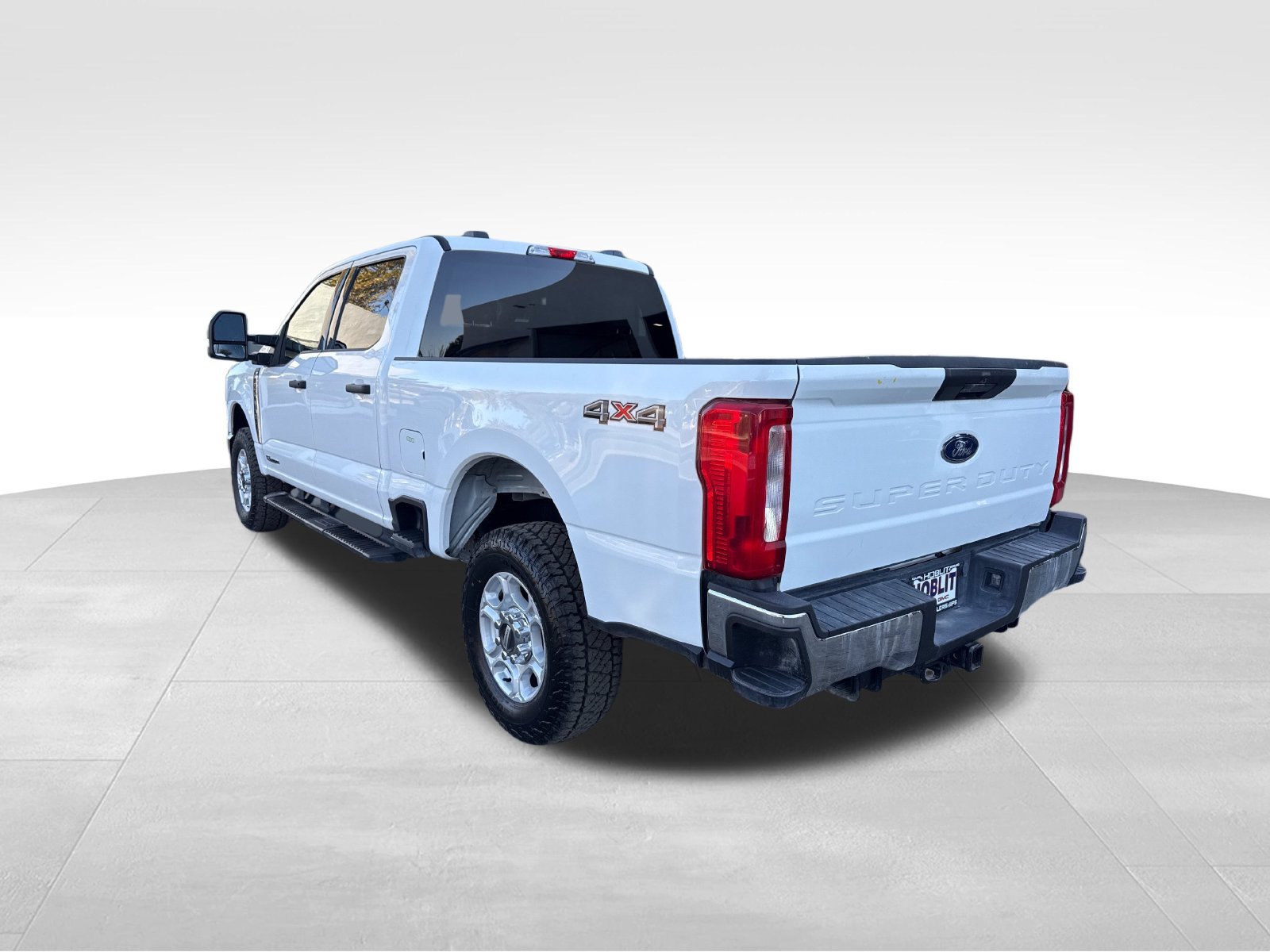 Certified 2025 Ford F250 XLT AWD/4WD image 3
