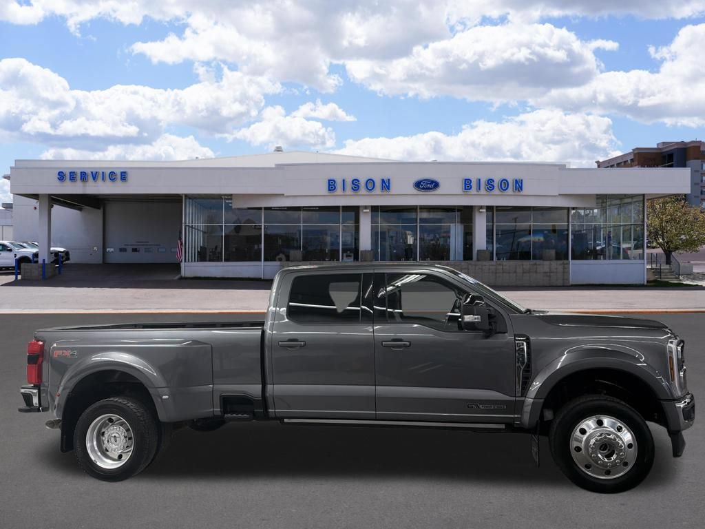 Certified 2024 Ford F450 Lariat w/ Lariat Ultimate Package AWD/4WD image 2