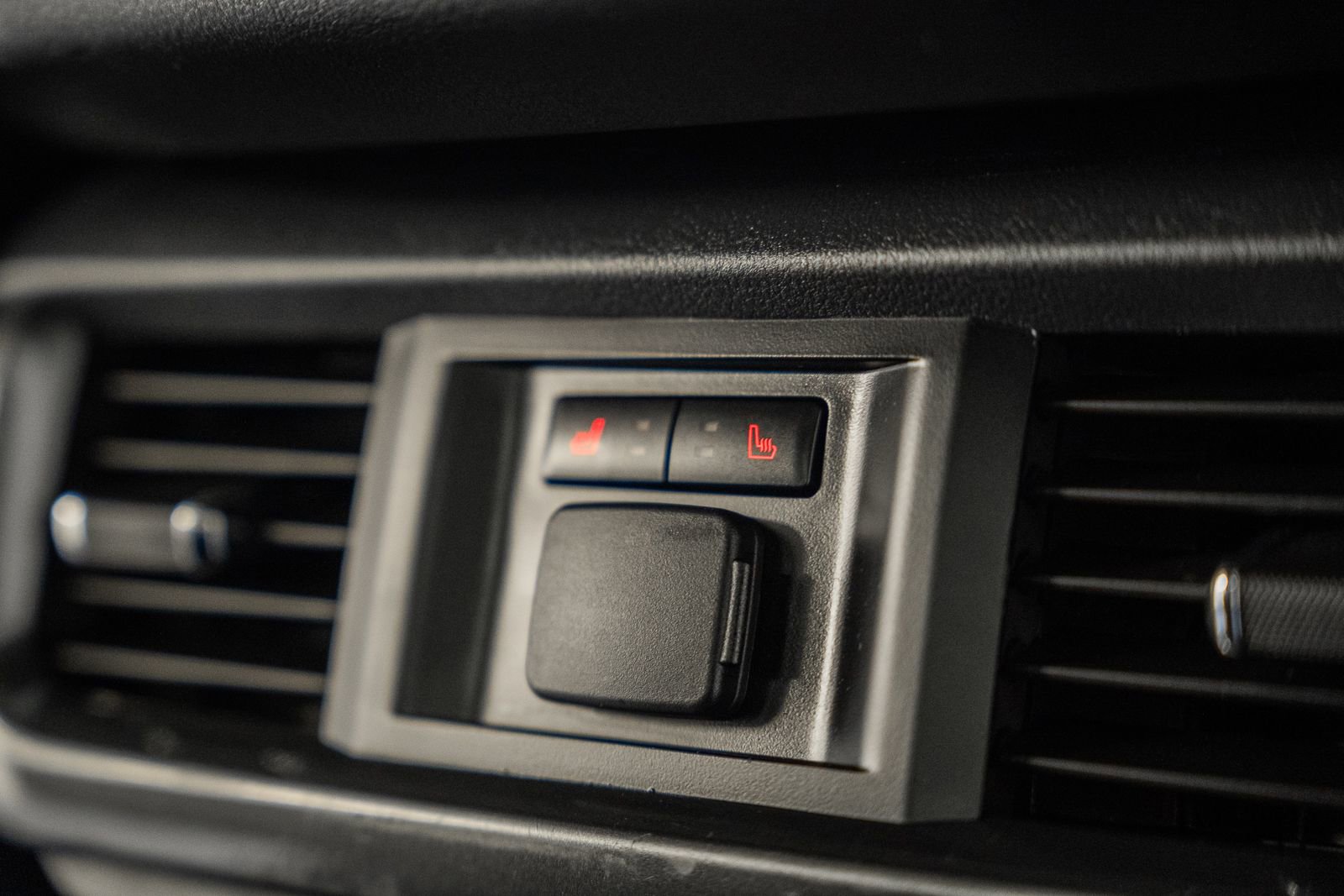 Certified 2023 Ford F150 Lariat w/ Equipment Group 502A High image 40