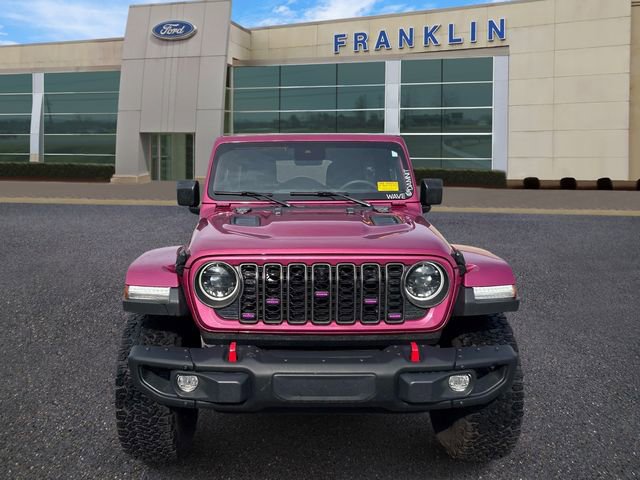 Used 2024 Jeep Wrangler Unlimited Rubicon AWD/4WD image 2