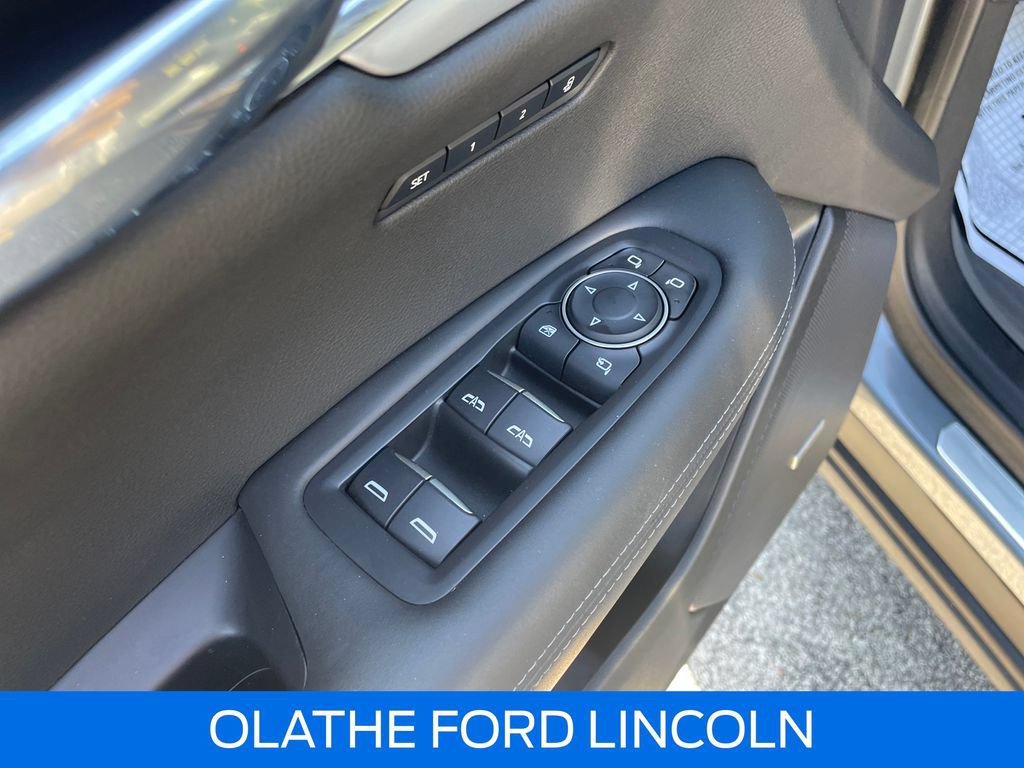 Used 2022 Cadillac XT6 Premium Luxury w/ Platinum Package AWD/4WD image 14
