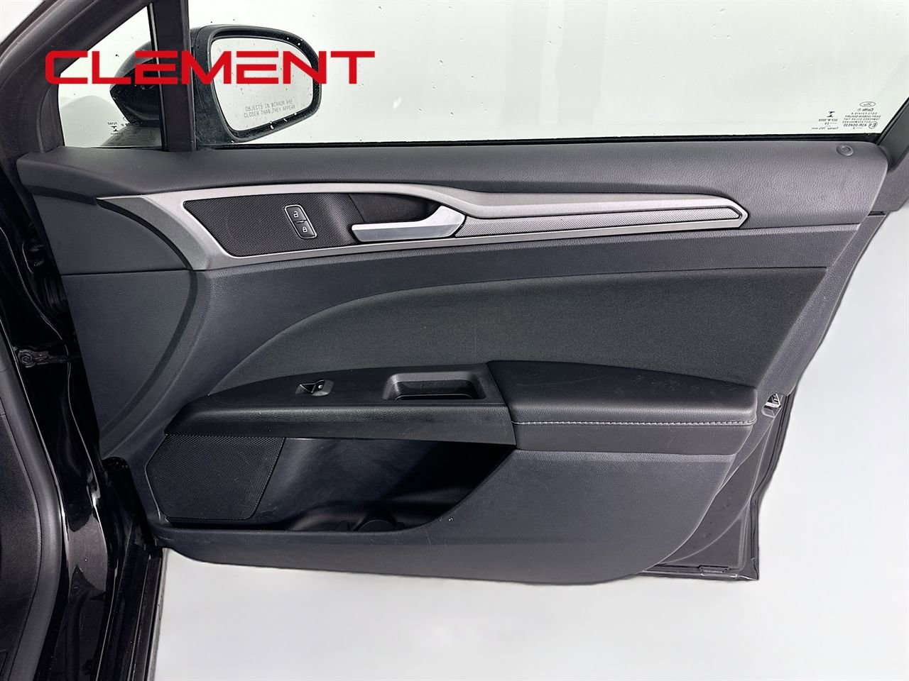 Certified 2020 Ford Fusion SE image 33