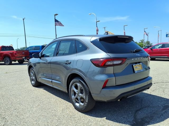 Certified 2024 Ford Escape ST-Line w/ Tech Pack #1 AWD/4WD image 5