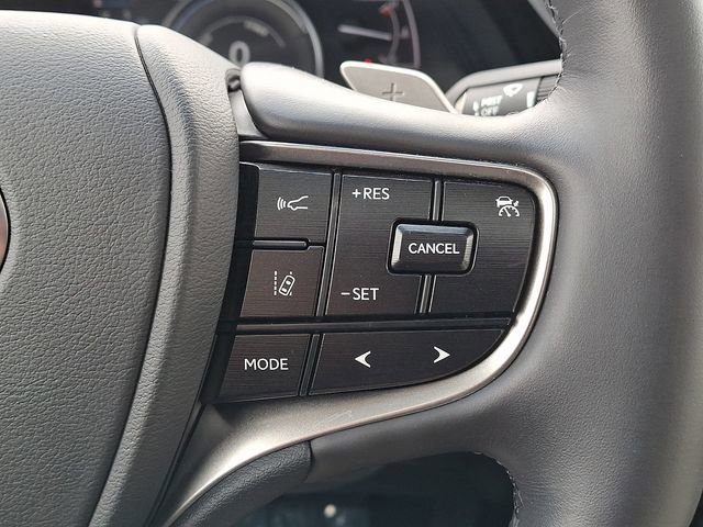 Used 2022 Lexus ES 300h w/ Accessory Package image 22