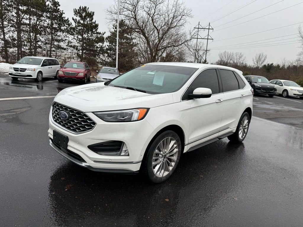 Certified 2022 Ford Edge Titanium w/ Equipment Group 301A image 2