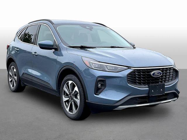Certified 2025 Ford Escape Platinum AWD/4WD image 1