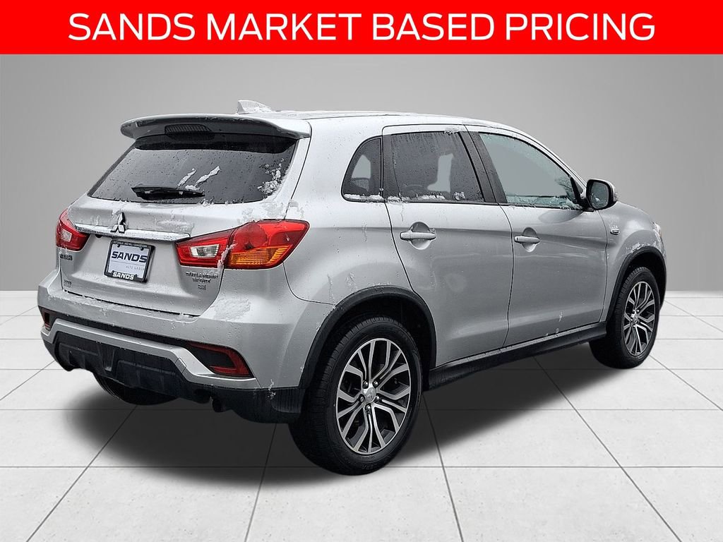 Used 2018 Mitsubishi Outlander Sport SE image 4