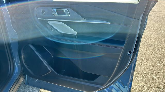 Certified 2025 Ford Explorer ST image 10