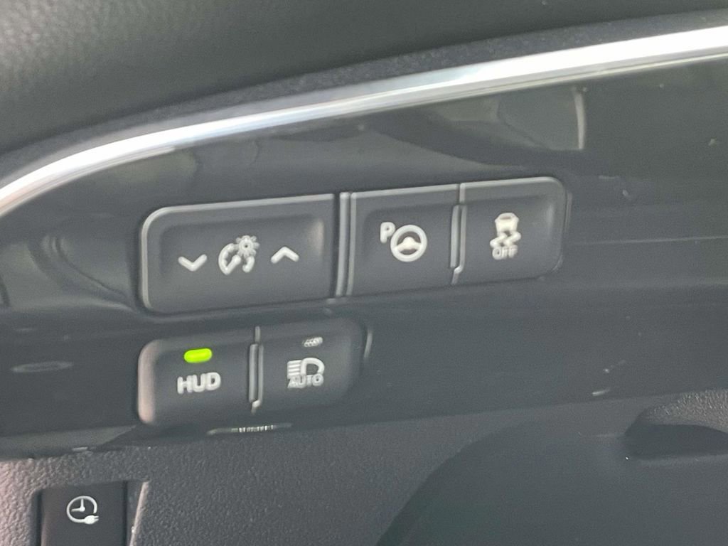 Used 2018 Toyota Prius Prime Advanced image 17