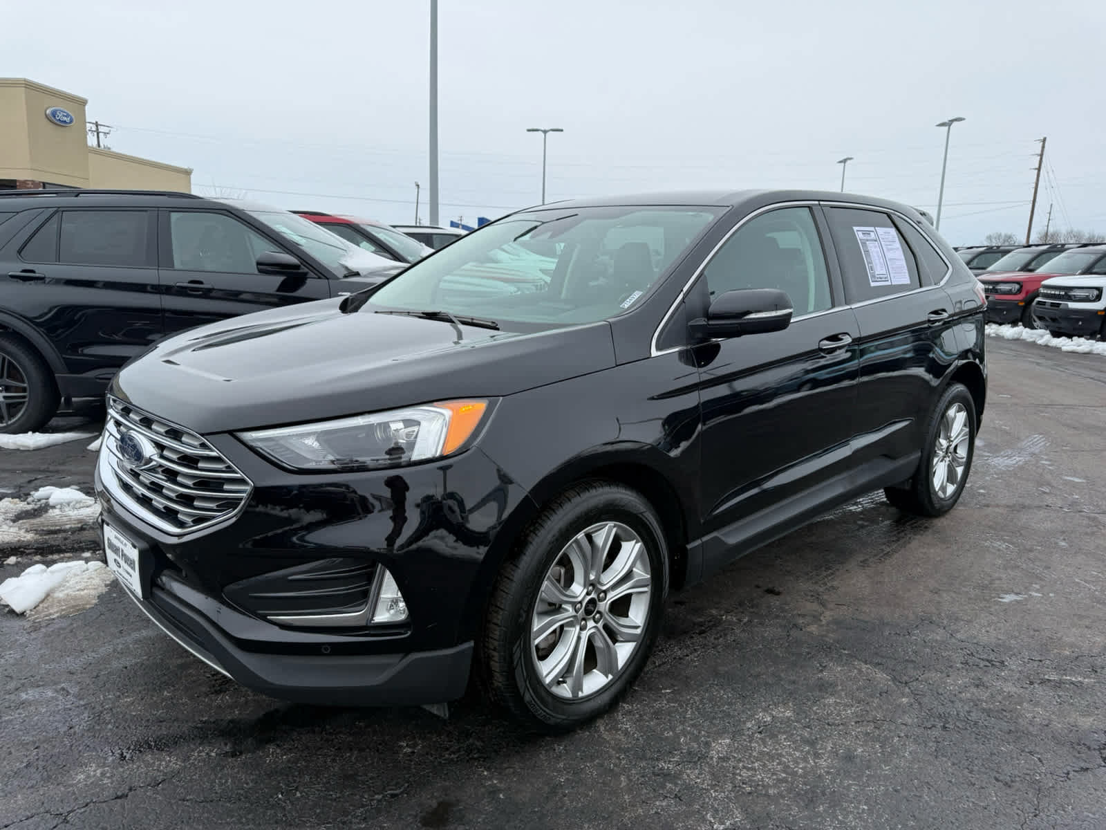 Certified 2024 Ford Edge Titanium image 7