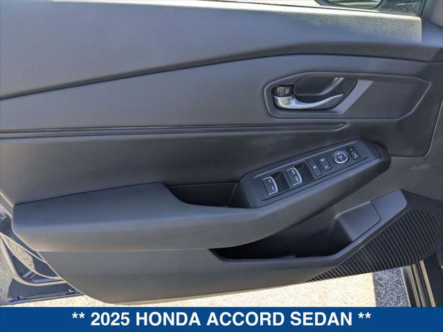 Used 2025 Honda Accord SE image 10