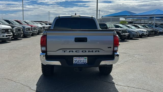 Used 2021 Toyota Tacoma SR5 RWD image 4