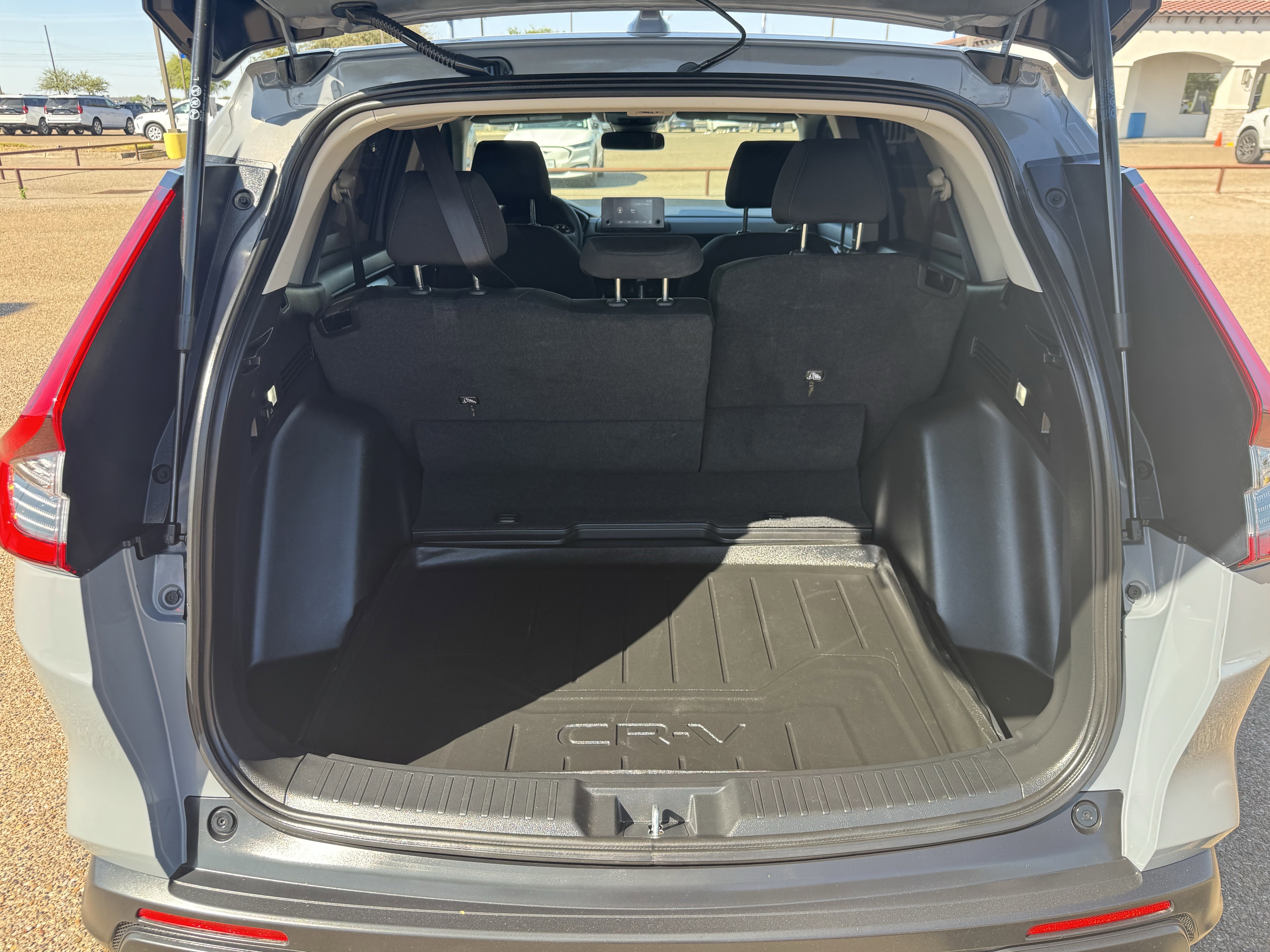 Used 2025 Honda CR-V EX image 25