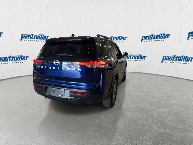 Used 2025 Nissan Pathfinder SV FWD image 10