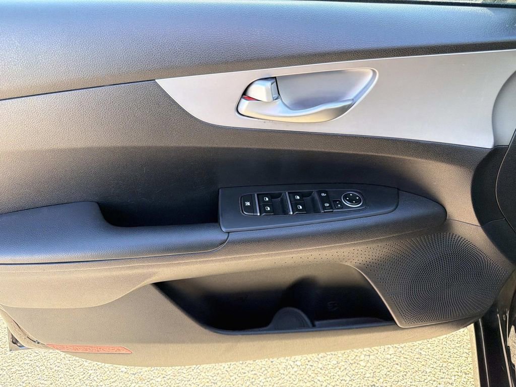 Used 2024 Kia Forte LXS image 18